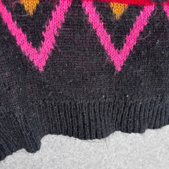 Arizona Fair Isle Sweater Small Pink Black Festive Nordic Quirky‎ Bright Artsy - Picture 5 of 11